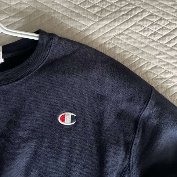 Champion - Navy Fleece Crewneck - CA SM - Picture 3 of 11